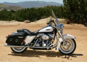 Harley-Davidson FLHRC Road King Classic